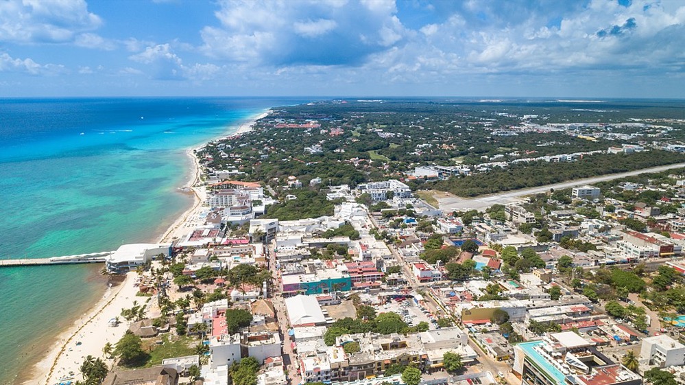 playadel carmen aereo