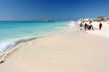 playa del carmen clima